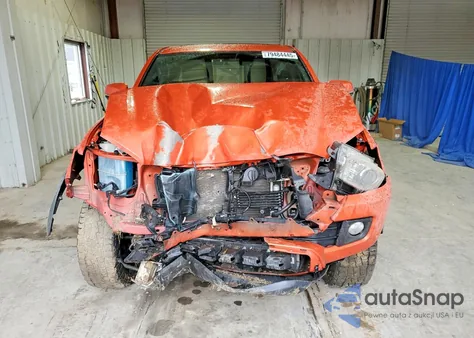 2016 Toyota Tacoma Trd Off-Road z USA, uszkodzony, nr VIN 5TFCZ5AN4GX042084